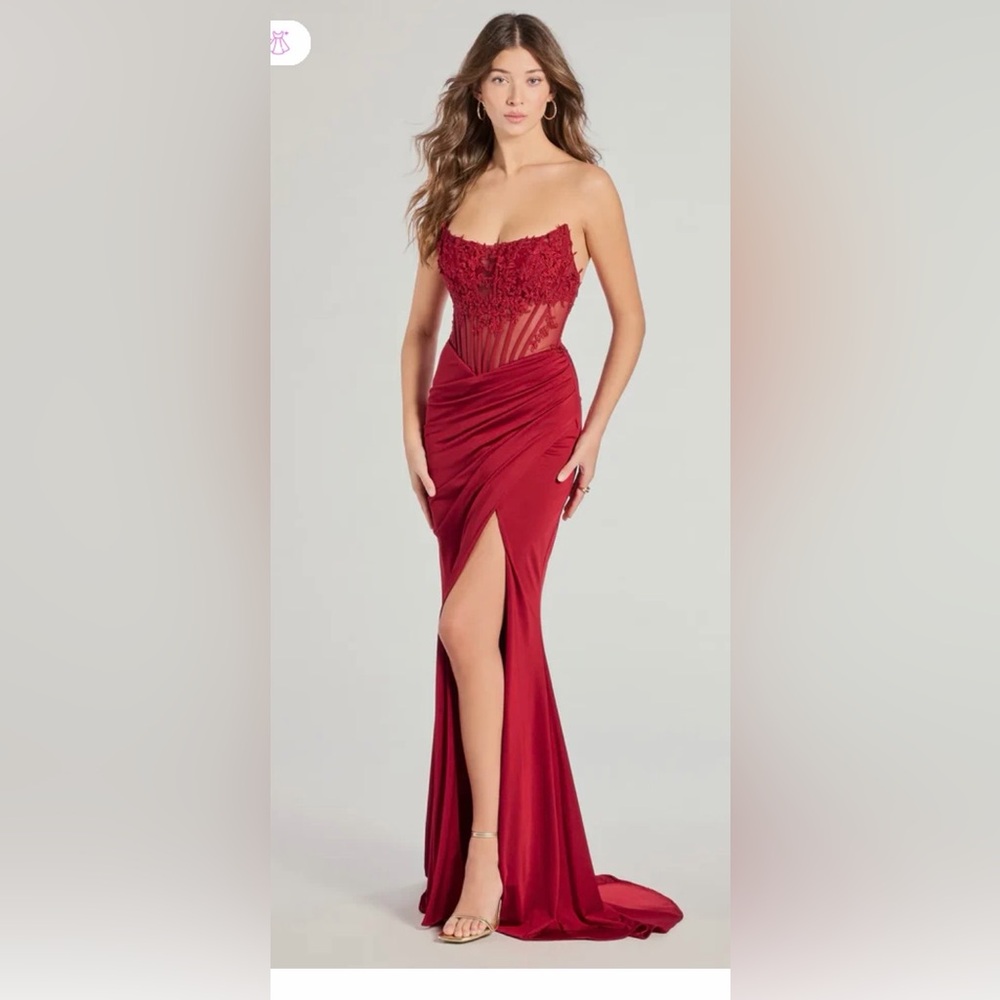Windsor Strapless Red Gown